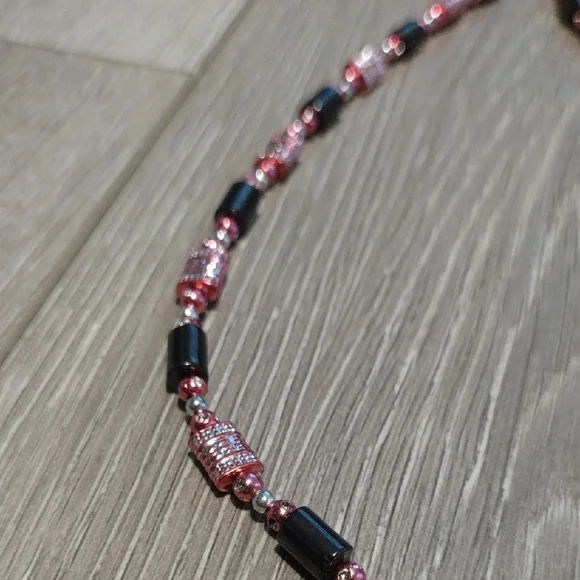Magnetic Hematite Necklaces - Picture 7 of 9